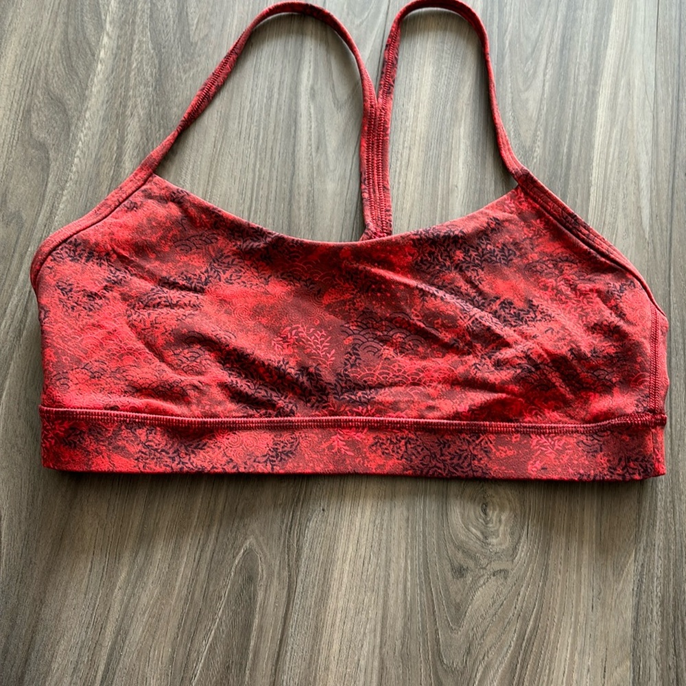 Lululemon sports bra NWOT